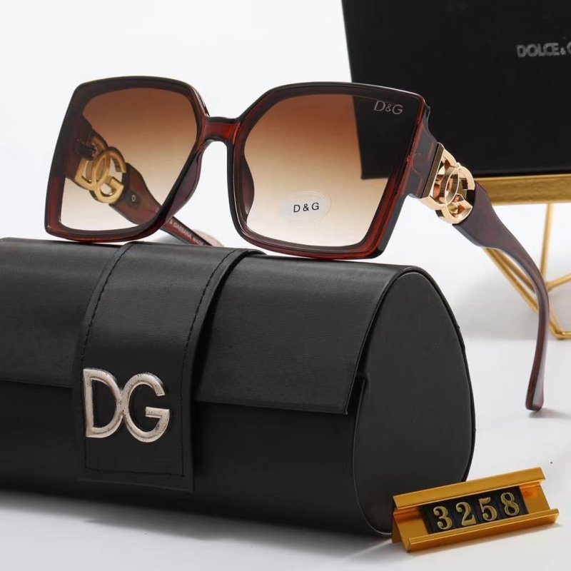 BUY 1 GET 2 – D&G 504r Sonnenbrille + Love Diamonds CR Armband