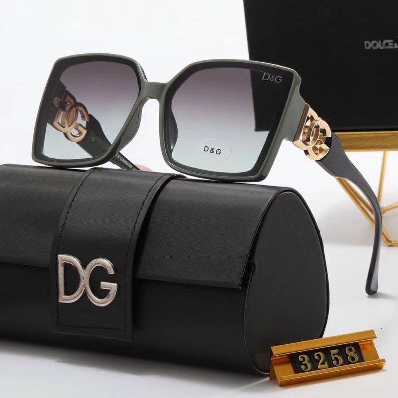 BUY 1 GET 2 – D&G 504r Sonnenbrille + Love Diamonds CR Armband